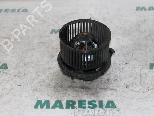 Used Heater blower motor RENAULT MEGANE II Estate (KM0/1_) 1.5 dCi (KM02, KM13) (101 hp) 31402508