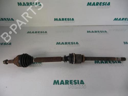 Used Right front driveshaft RENAULT LAGUNA II (BG0/1_) 1.9 dCi (BG08, BG0G) (120 hp) 31411603