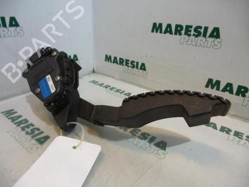 Used Electronic module Electronic module RENAULT LAGUNA II Grandtour (KG0/1_) 3.0 V6 24V (KG0D, KG01) (207 hp) 31418985 31418985