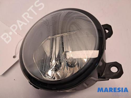 right-front-fog-light-citroen-c4-grand-picasso-ii-da_-de_-2013-31395529 main image