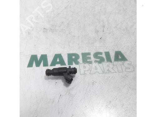 Used Injector PEUGEOT 208 I (CA_, CC_) 1.0 VTi (68 hp) 31494923
