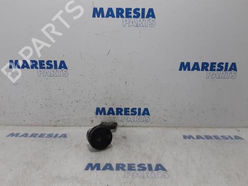 other-peugeot-207-cc-wd_-2007-2008-2009-2010-2011-2012-2013-2014-2015-31422112 main image