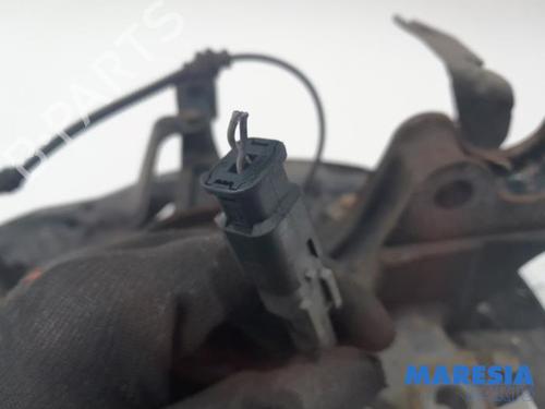 Left front steering knuckle CITROËN C4 Picasso II 1.6 THP 155 | BP31420696M25