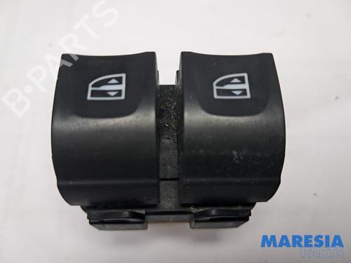 Kombi Kontakt / Stilkkontakt Kombi Kontakt / Stilkkontakt RENAULT CLIO IV (BH_) 0.9 TCe 90 (BHNF, BHMA, BHMH, BHJK, BHJR) (90 hp) 39750756 39750756