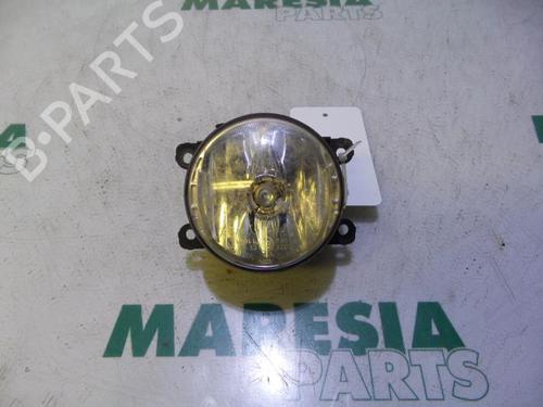 left-front-fog-light-renault-megane-iii-hatchback-bz01_-b3_-2008-31525197 main image