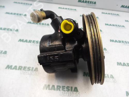 Used Steering pump FIAT BRAVA (182_) 1.6 16V (182.BB) (103 hp) 31516039
