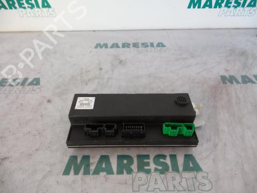 Used Control unit PEUGEOT 807 (EB_) 2.0 (136 hp) 31531543
