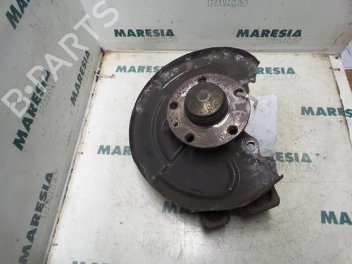 Used Left rear steering knuckle Left rear steering knuckle ALFA ROMEO SPIDER (916_) 2.0 T.SPARK 16V (916S2B) (155 hp) 31424172 31424172