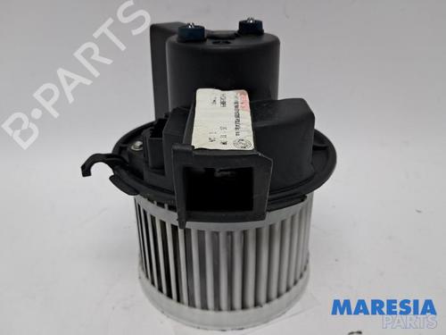 Used Heater blower motor FIAT 500 (312_) 1.4 (312AXC1B, 312CXC1B) (100 hp) 31419403