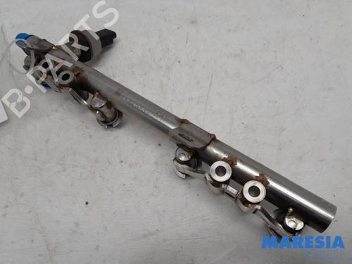 Used Injection rail RENAULT CLIO IV (BH_) 1.2 TCe 120 (BHM0) (120 hp) 31421725
