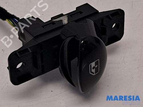 Used Left front window switch ABARTH 500 / 595 / 695 1.4 (312.AXY11, 312.AXY1A) (145 hp) 31409058