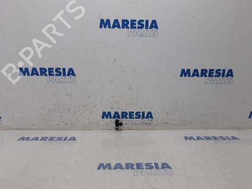 Used Injector FIAT 500 (312_) 0.9 (312AXN1A) (80 hp) 31447329