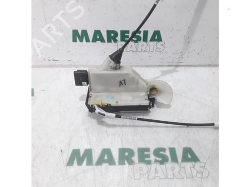 elektronisk-modul-peugeot-2008-i-cu_-2013-31437850 main image