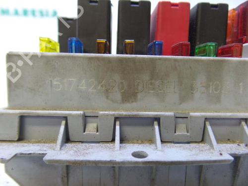 Fuse box ALFA ROMEO GT (937_) 1.9 JTD (937CXN1B) | BP31490637E1