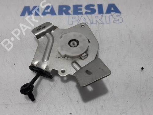 Used Hinge/Door check strap PEUGEOT 3008 I MPV (0U_) 1.6 THP (150 hp) 31504494