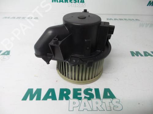 Used Heater blower motor FIAT PUNTO (188_) 1.2 60 (188.030, .050, .130, .150, .230, .250) (60 hp) 31489182