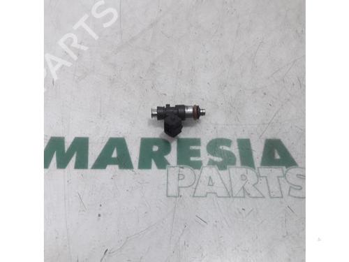 Spreder / Dyse FIAT PUNTO (199_) 0.9 Twinair Turbo (86 hp) 31518345