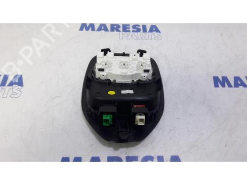 Interior roof light CITROËN DS4 (NX_) 1.6 THP 200 | BP31486194I8