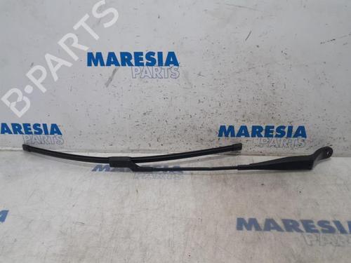 front-windshield-wiper-arm-peugeot-208-i-ca_-cc_-2012-2013-2014-2015-2016-2017-2018-2019-2020-2021-31491860 main image
