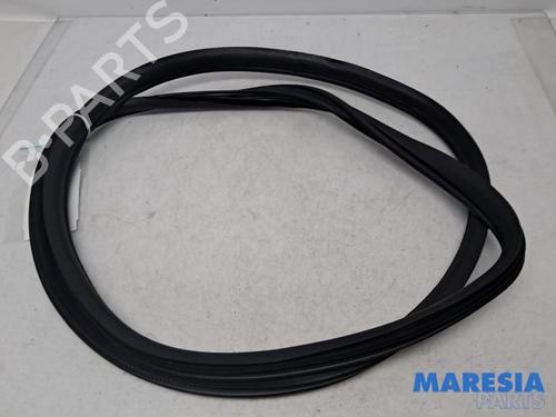 Rubber door seal ALFA ROMEO GIULIETTA (940_) 1.4 TB (940FXB1A, 940FXB11) | BP31494021C142