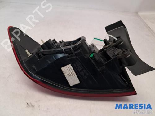 Right taillight RENAULT CLIO IV (BH_) 0.9 TCe 90 (BHNF, BHMA, BHMH, BHJK, BHJR) | BP31533612C35