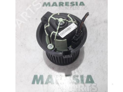 Used Heater blower motor PEUGEOT 308 CC (4B_) 1.6 HDi (114 hp) 31406170