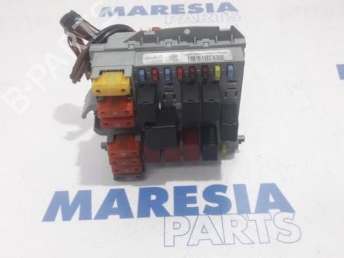 Used Fuse box ALFA ROMEO 159 Sportwagon (939_) 2.4 JTDM (939BXD1B, 939BXD12) (200 hp) 31431545