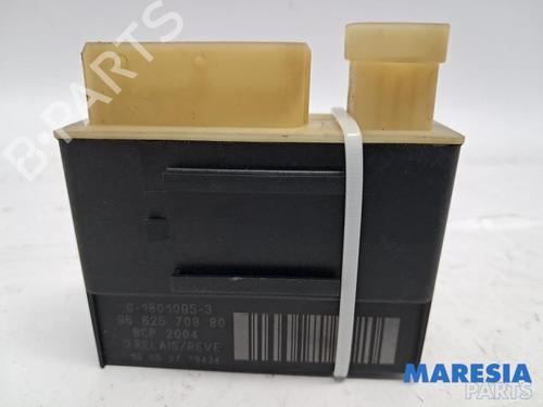 Elektronisk sensor Elektronisk sensor PEUGEOT 3008 I MPV (0U_) 2.0 HDi Hybrid4 (0URHCA) (200 hp) 39932645 39932645