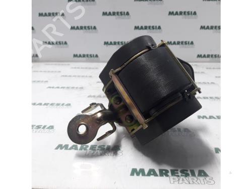 Used Front right seatbelt Front right seatbelt RENAULT LAGUNA II Grandtour (KG0/1_) 1.9 dCi (KG0G) (120 hp) 31443450 31443450