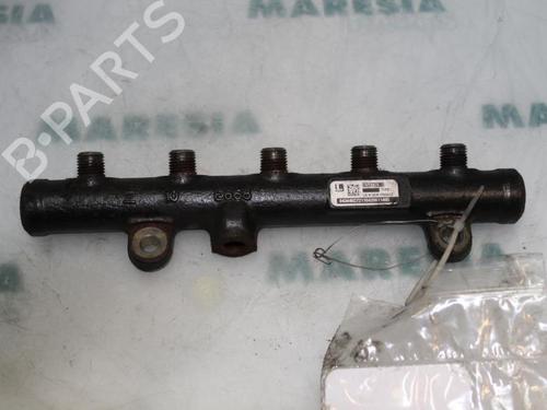 regua-injeccao-citroen-c5-i-break-de_-2001-2002-2003-2004-31392627 main image