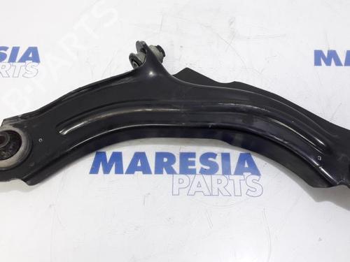 Used Left front suspension arm RENAULT CLIO IV Grandtour (KH_) 1.5 dCi 90 (KHN3, KHN4) (90 hp) 31498945