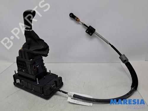 Used Gear lever OPEL GRANDLAND / GRANDLAND X (A18, P1UO) 1.2 (75) (131 hp) 32011695