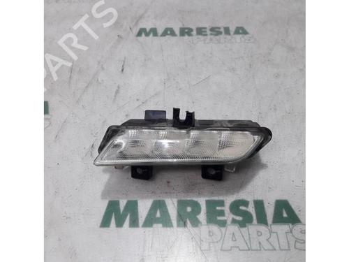 Used Right daytime light RENAULT CLIO IV (BH_) 0.9 TCe 90 (BHNF, BHMA, BHMH, BHJK, BHJR) (90 hp) 31471845