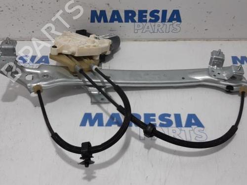 Used Rear right window mechanism Rear right window mechanism RENAULT MEGANE III Grandtour (KZ0/1) 1.5 dCi (KZ09, KZ0D, KZ1G, KZ29, KZ14, KZ1W, KZ10, KZ1F,... (110 hp) 31419733 31419733