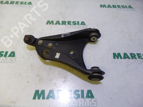 left-front-suspension-arm-renault-twingo-ii-cn0_-2007-31459658 main image