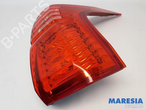 right-taillight-peugeot-5008-0u_-0e_-2009-2010-2011-2012-2013-2014-2015-2016-2017-31386944 main image