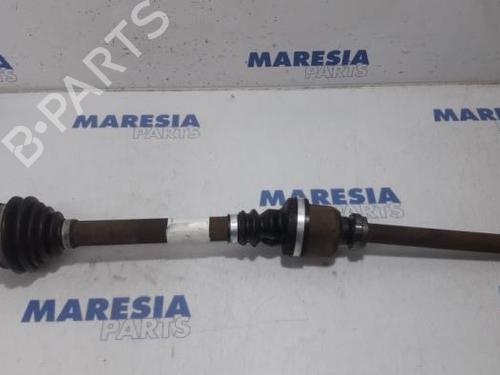 Used Right front driveshaft PEUGEOT 5008 (0U_, 0E_) 1.6 HDi (110 hp) 31469971