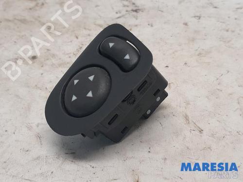 Used Mirror switch FIAT 500 (312_) 1.2 (312AXA1A) (69 hp) 31489086