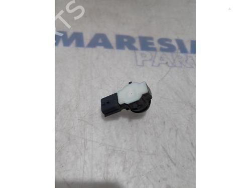 Used Electronic sensor RENAULT CAPTUR I (J5_, H5_) 1.2 TCe 120 (118 hp) 31519789