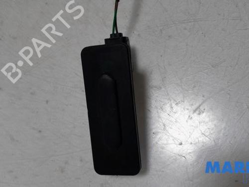 kombi-kontakt-stilkkontakt-renault-twingo-iii-bcm_-bca_-2014-31391031 main image