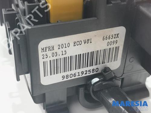 Fuse box PEUGEOT 208 I (CA_, CC_) 1.2 VTI 82 | BP31408235E1