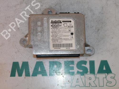 Used ECU airbags ECU airbags RENAULT SCÉNIC II (JM0/1_) 1.6 16V (JM1R) (112 hp) 31462655 31462655