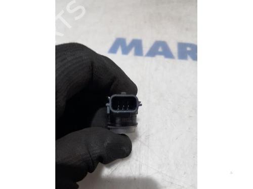 Used Electronic sensor RENAULT CAPTUR I (J5_, H5_) 1.2 TCe 120 (118 hp) 31417975