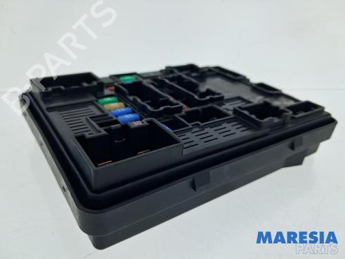 Fuse box RENAULT CAPTUR II (HF_) TCe 160 (HFN1) | BP39932801E1 - Image 2
