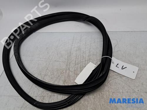 Gummiliste Gummiliste OPEL KARL (C16) 1.0 (75 hp) 33957753 33957753