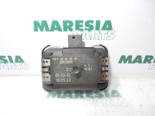 Used Electronic sensor FIAT STILO (192_) 1.6 16V (192_XB1A) (103 hp) 31444482