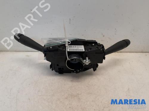 Switch CITROËN C4 CACTUS 1.2 THP 110 | BP31487322I30 