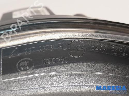 Right headlight PEUGEOT BOXER Bus 2.0 BlueHDi 130 | BP31470798C29