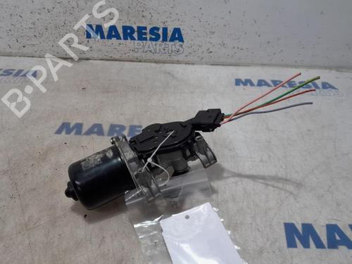 Used Front wiper motor CITROËN C3 II (SC_) 1.2 VTi 82 (82 hp) 31447894