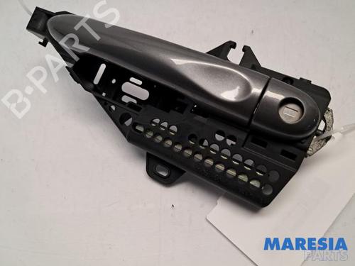 Used Front left exterior door handle RENAULT CLIO IV Grandtour (KH_) 0.9 TCe 90 (90 hp) 31411803
